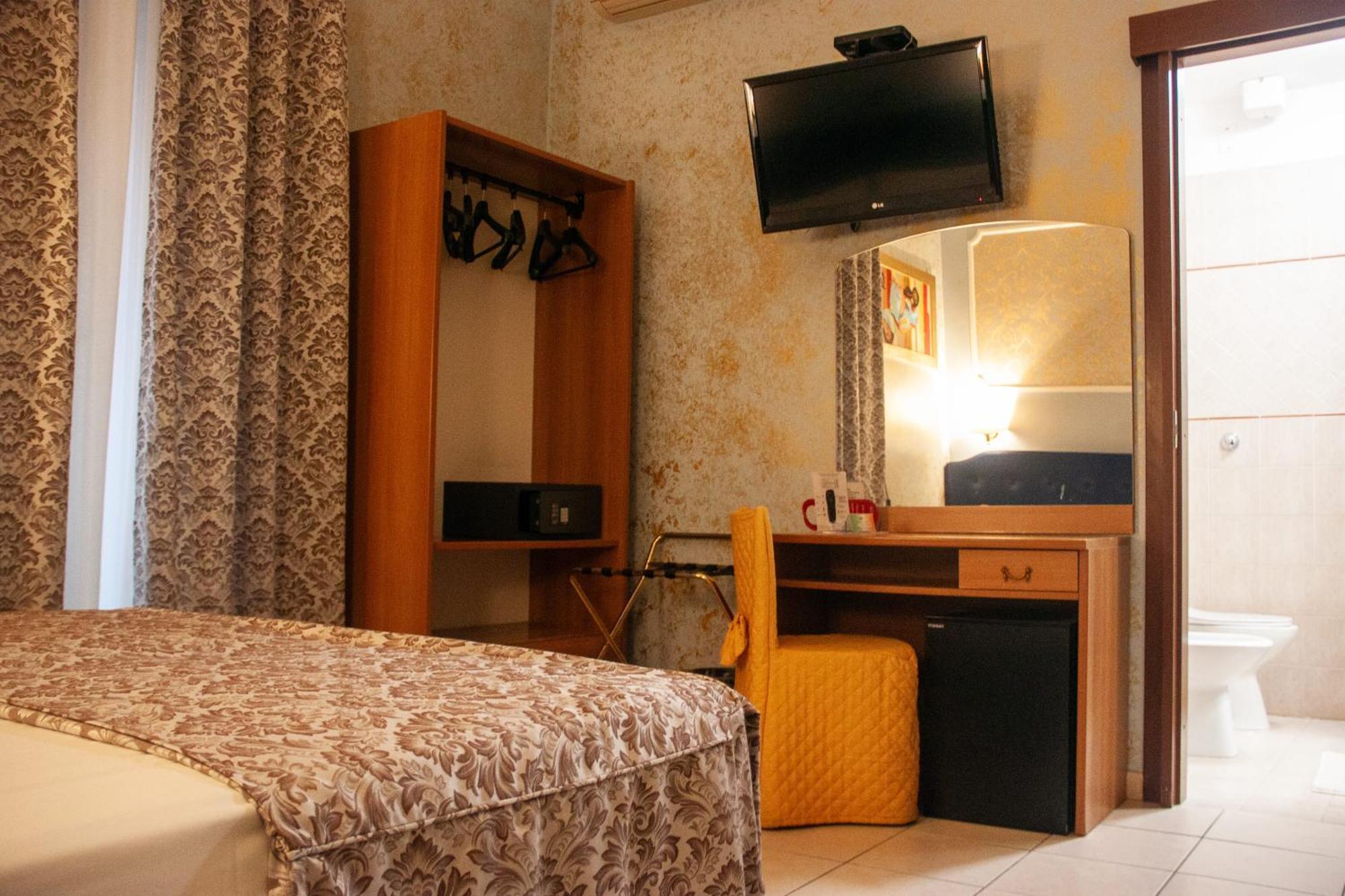 Hotel Assisi Řím Exteriér fotografie